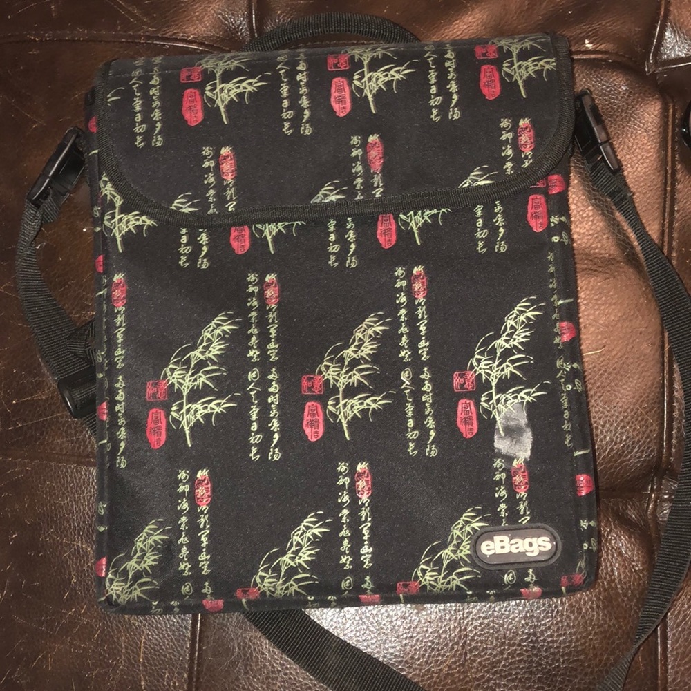 Oriental laptop bag